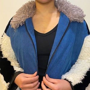 SHACI Jean jacket with faux fur on the sleeves